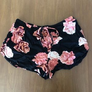 floral shorts